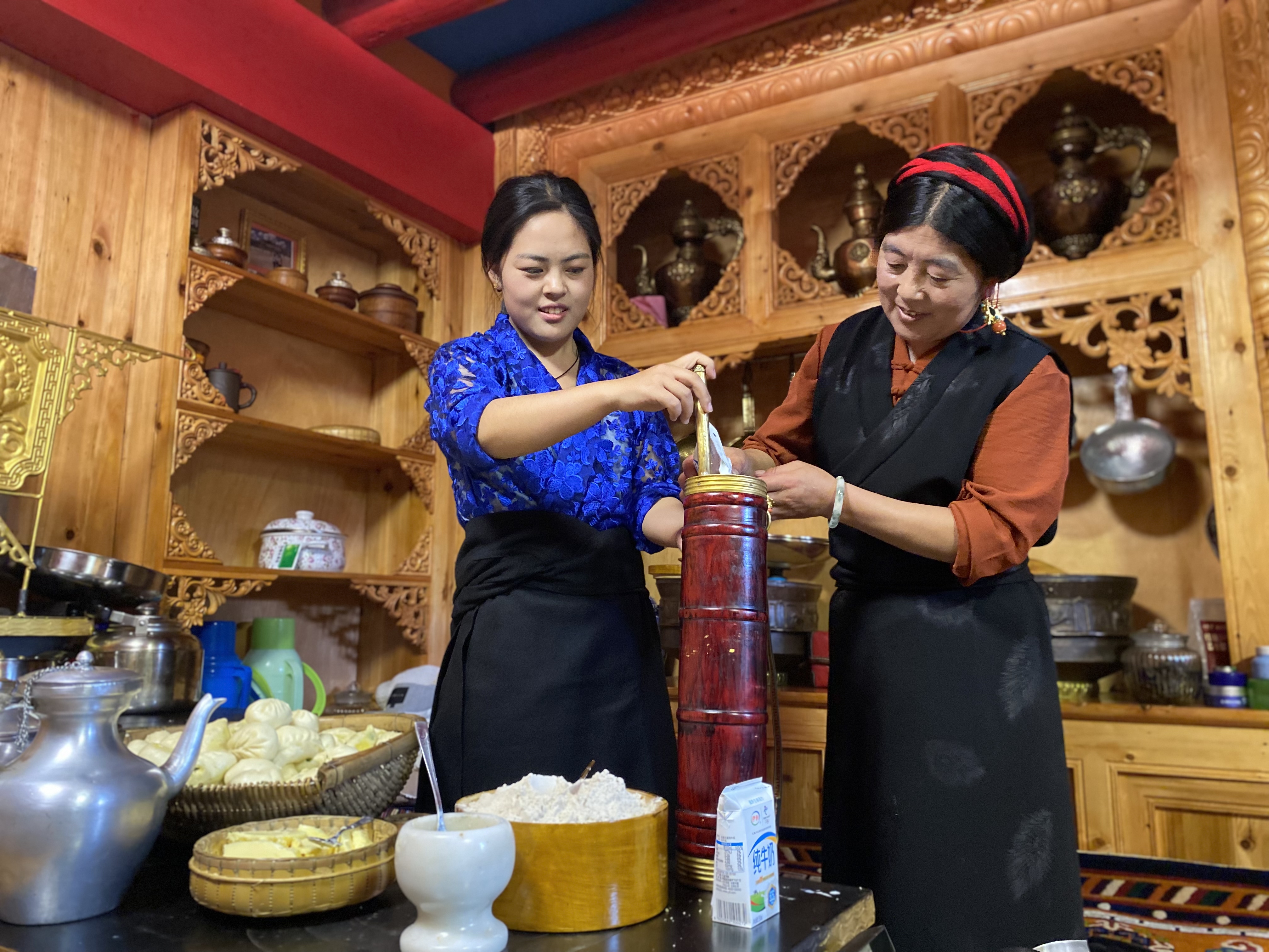 茶马古道上又传来马帮的驼铃声,茶马古道茶叶香