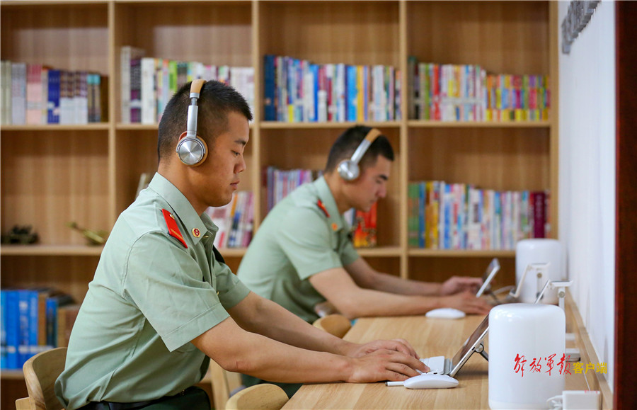 vr体验馆等你来,部队vr体验室墙