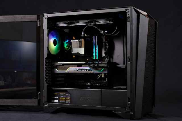 微星战神700机箱,微星700RL机箱