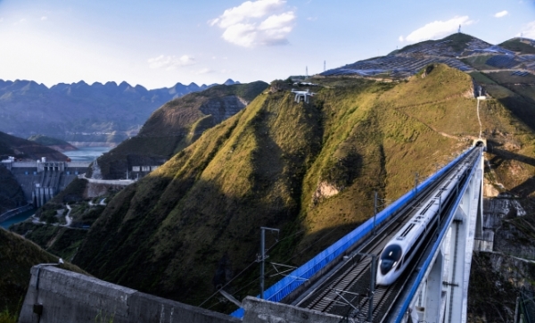 我与贺州共成长,我与农信共成长范文