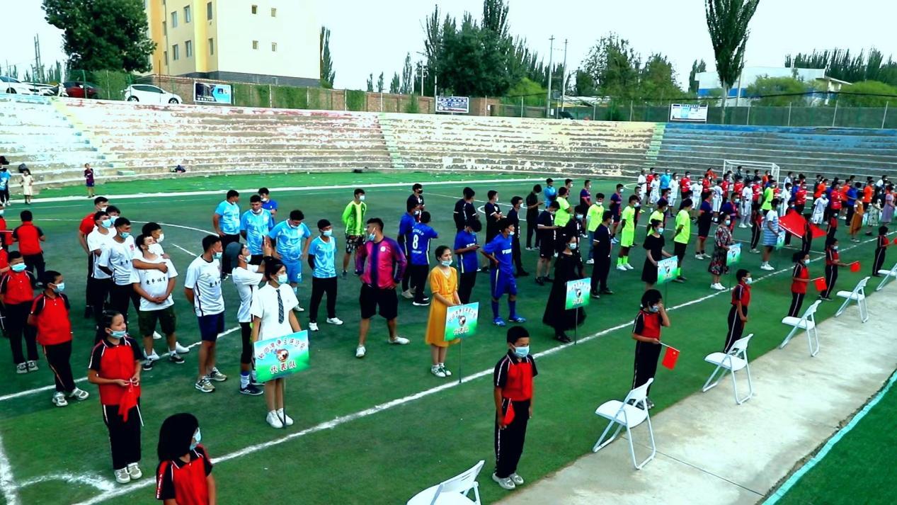 和田市肖尔巴格合尼杯足球比赛,和田喜迎20大节目