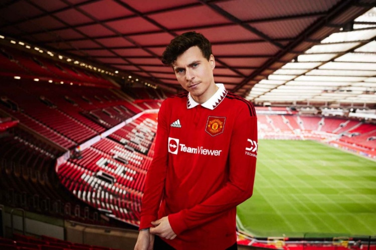 曼联21-22赛季c罗球衣正品,曼联21-22赛季c罗球衣欧冠字体