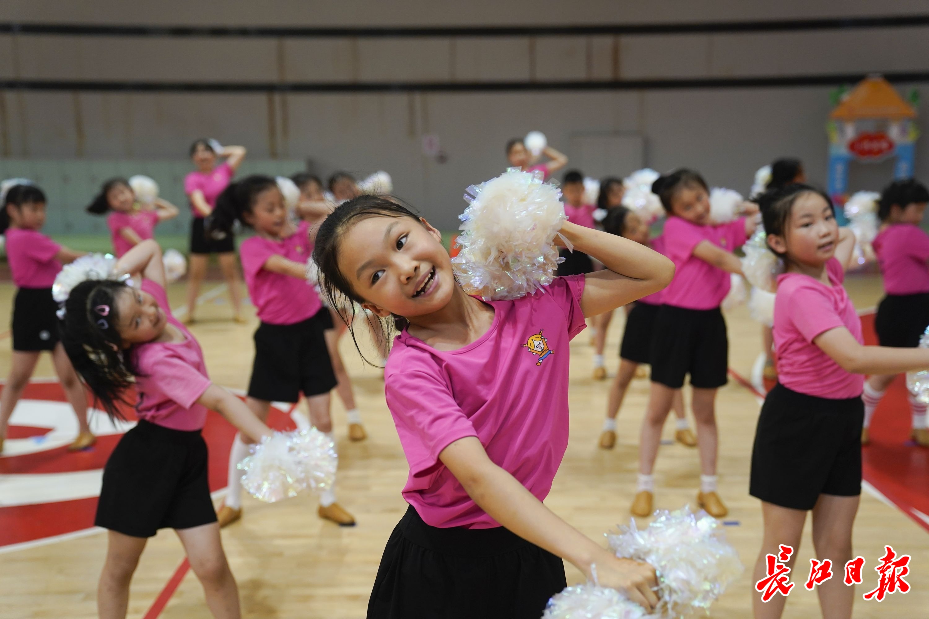 击剑操校园版,击剑操小学表演