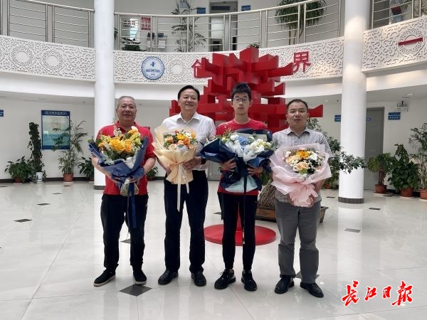 武汉小学生获诺贝尔奖,武汉小学生获奖结果