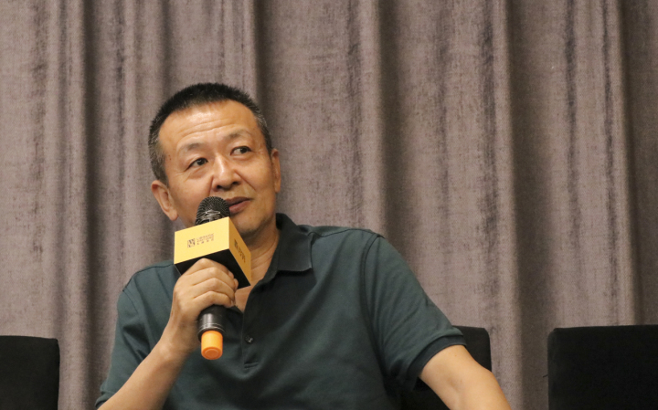 上市一个月加印两次,浙江作家艾伟新作《镜中》为何这么受欢迎?