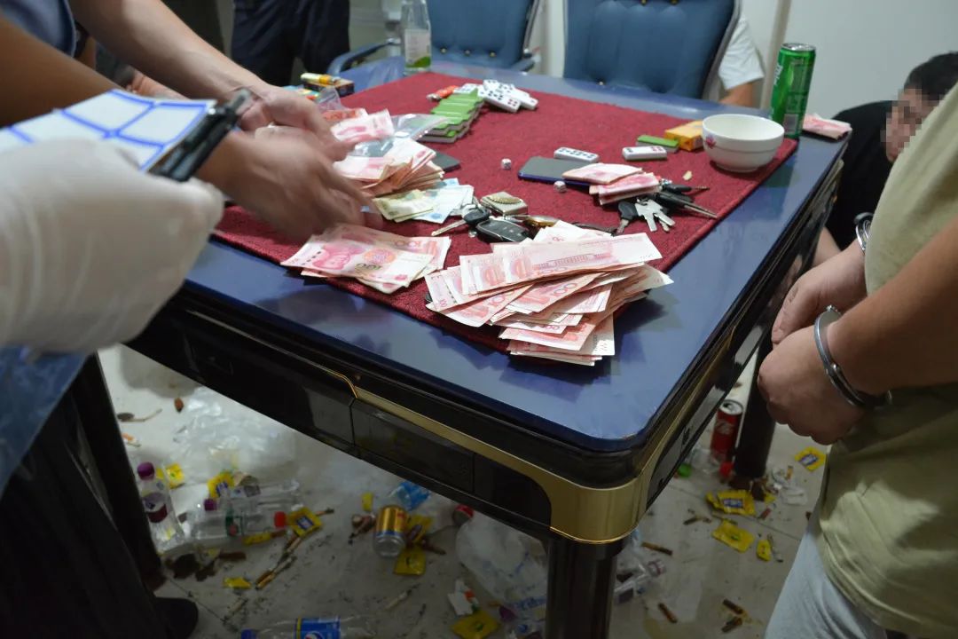 为什么没人的店顾客不敢进,这家店为什么吸引不了顾客上门