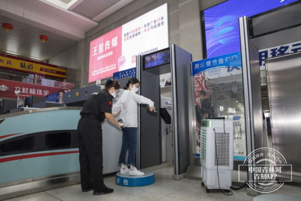 发现最美铁路尽览首都风采,发现最美铁路长廊