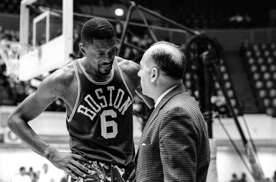 nba退役拉塞尔6号球衣仪式,nba将退役6号球衣纪念比尔拉塞尔