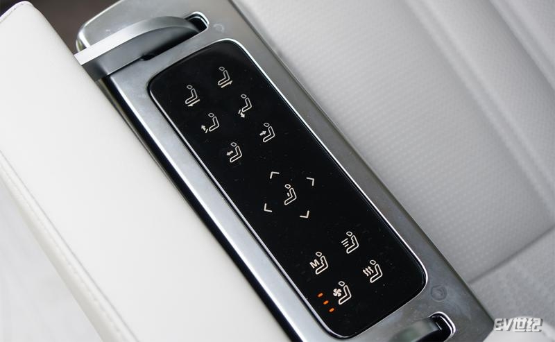 荣威imax8欢聚版路测,全球首款纯电mpv荣威imax8ev