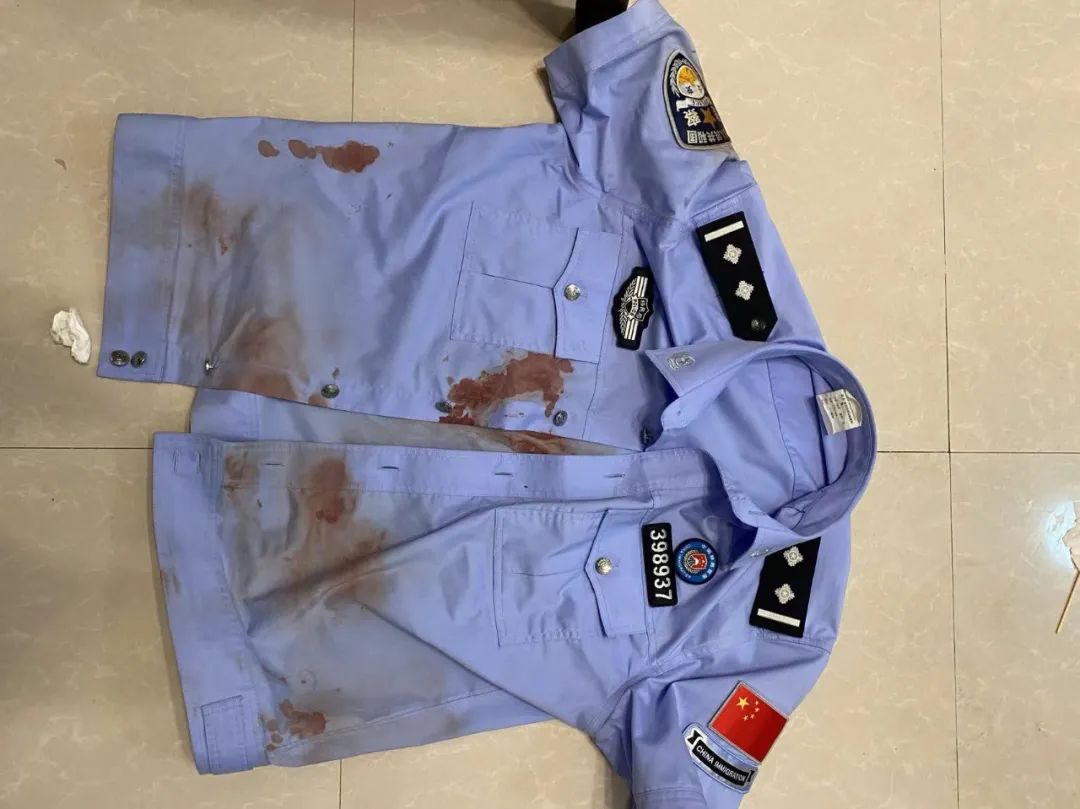 今天是第三个“中国人民警察节”，致敬！