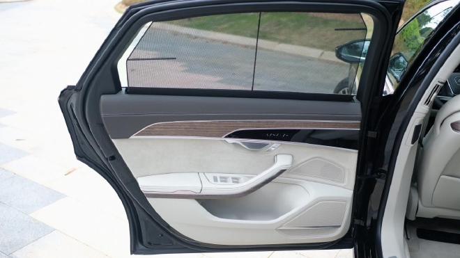 沉浸式体验奥迪a8l夜间试驾,奥迪a8l试驾弹射起步