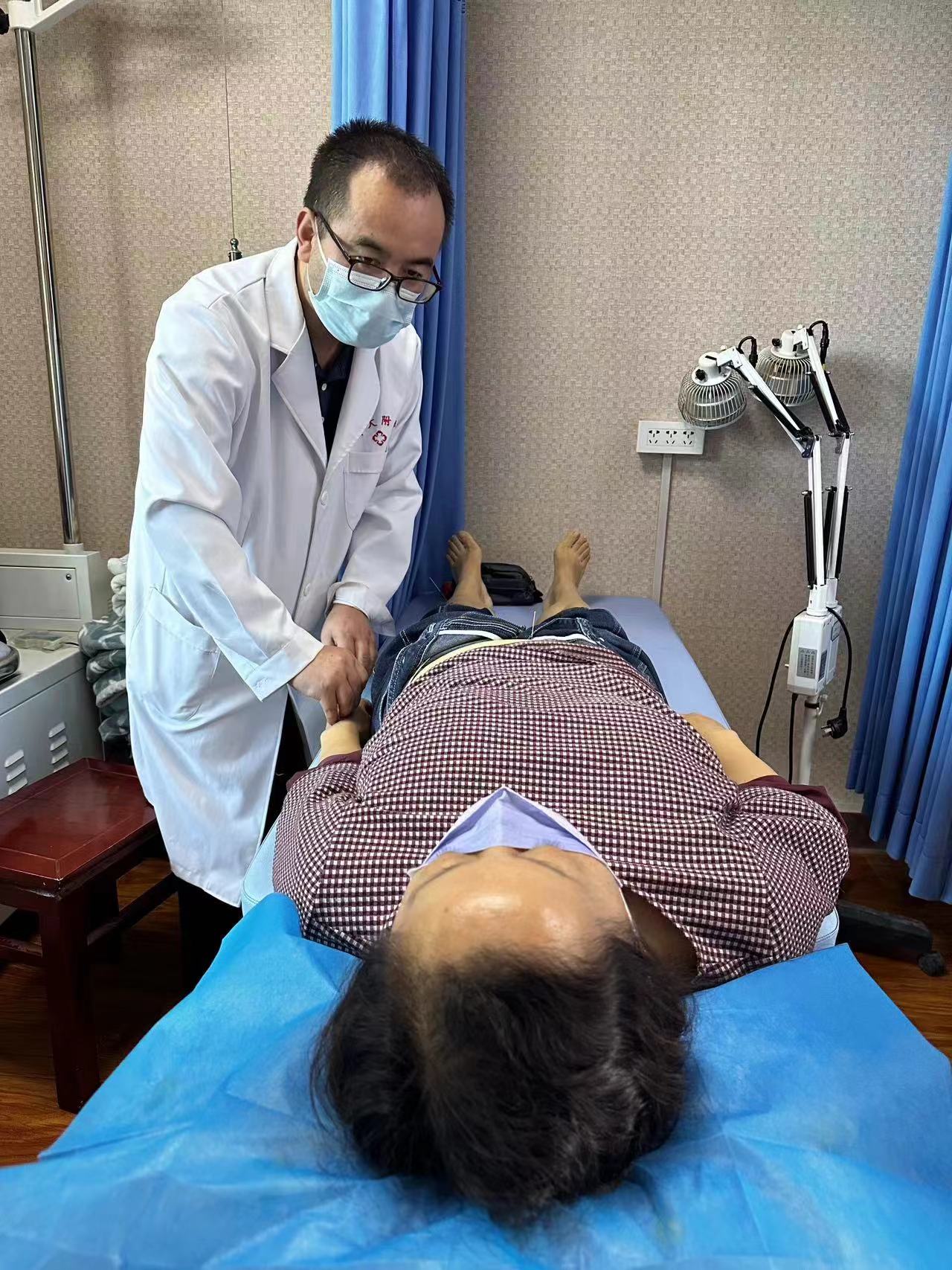 魏本君坐诊医院,兰州中医魏本君