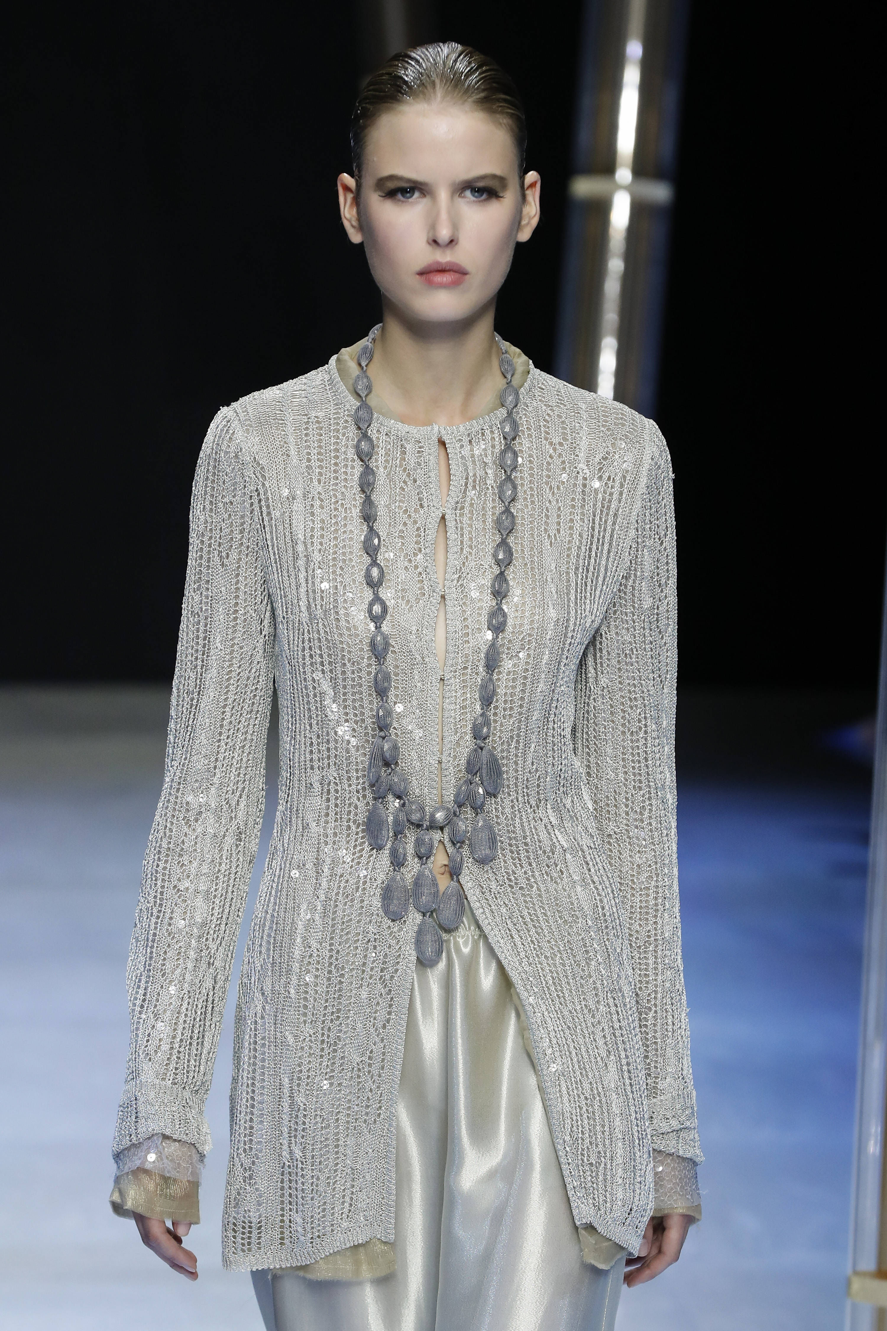 外代二线巴黎时装周,2024乔治阿玛尼时装秀