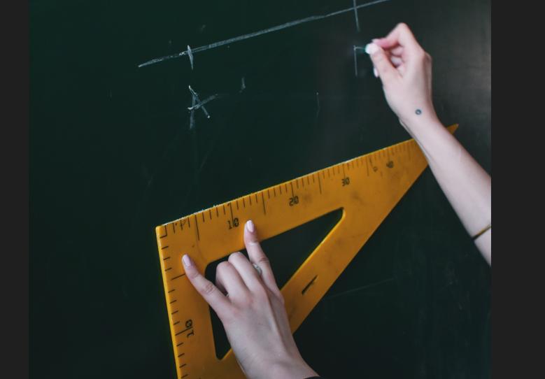 独生子女护理假，来了/奈雪海底捞，联手出新品