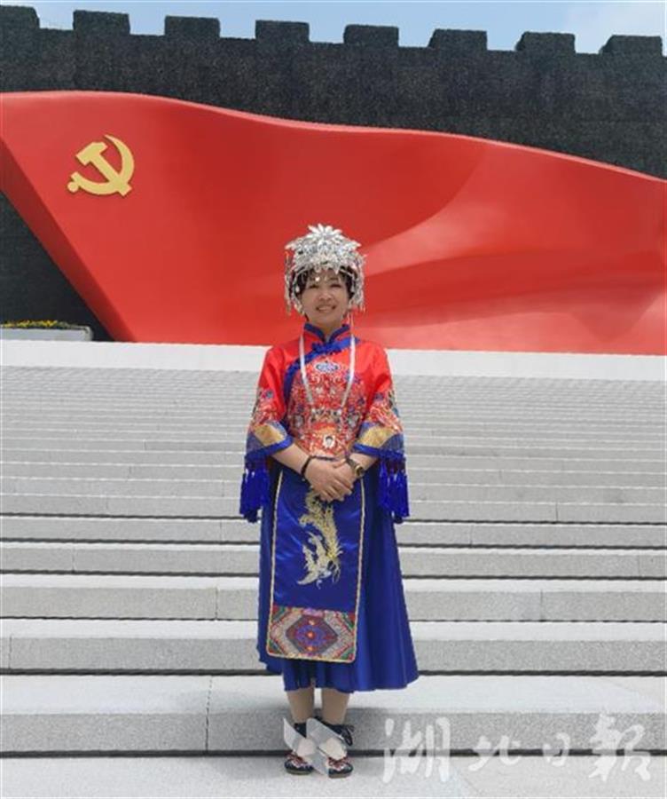 来凤县向辉,恩施来凤县向辉