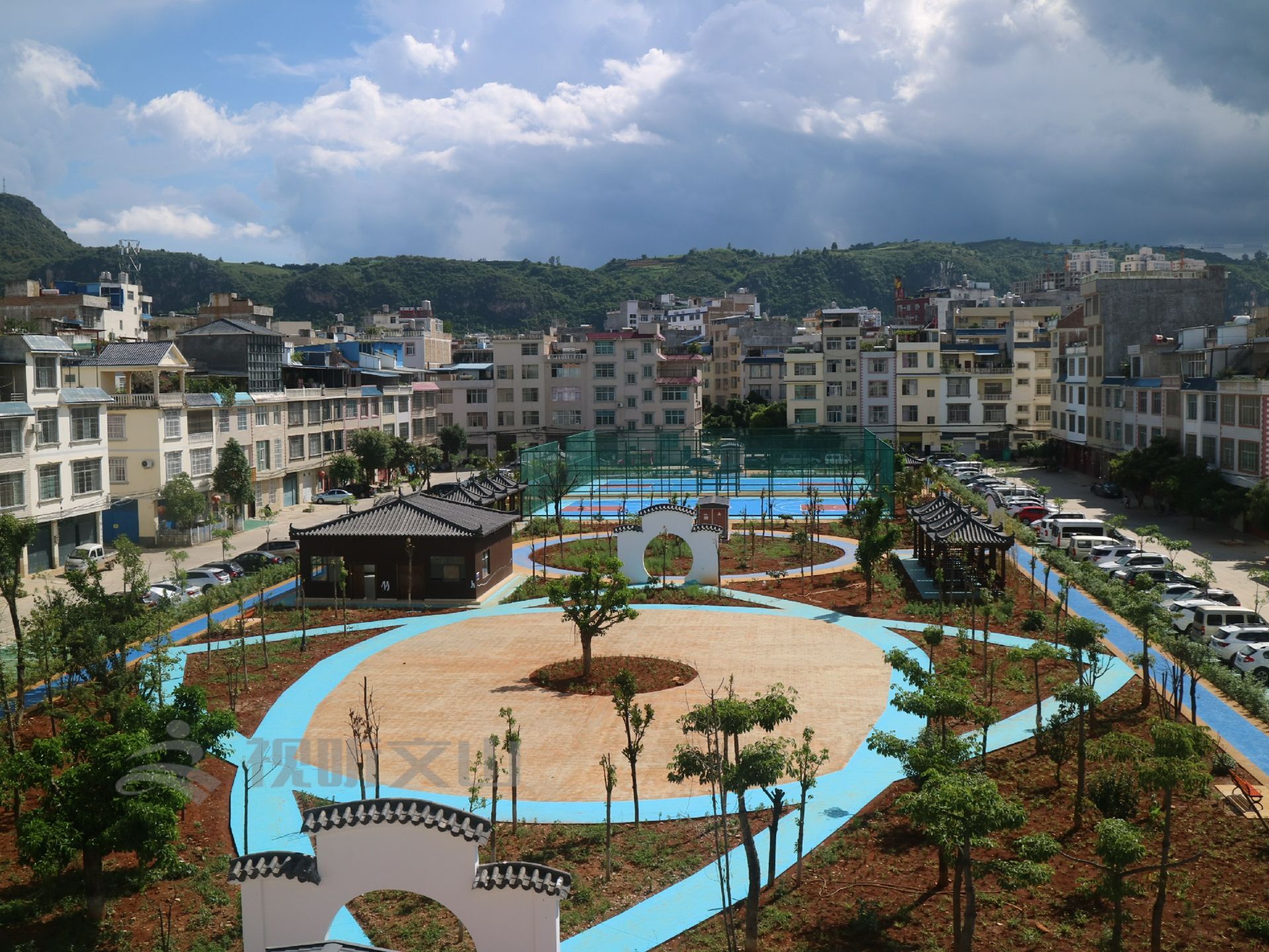 绿美乡村花箱彩绘,绿美文山绘画