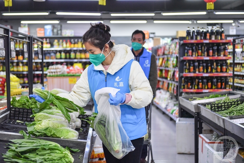 采取举措提供暖心服务,多项措施关爱老人