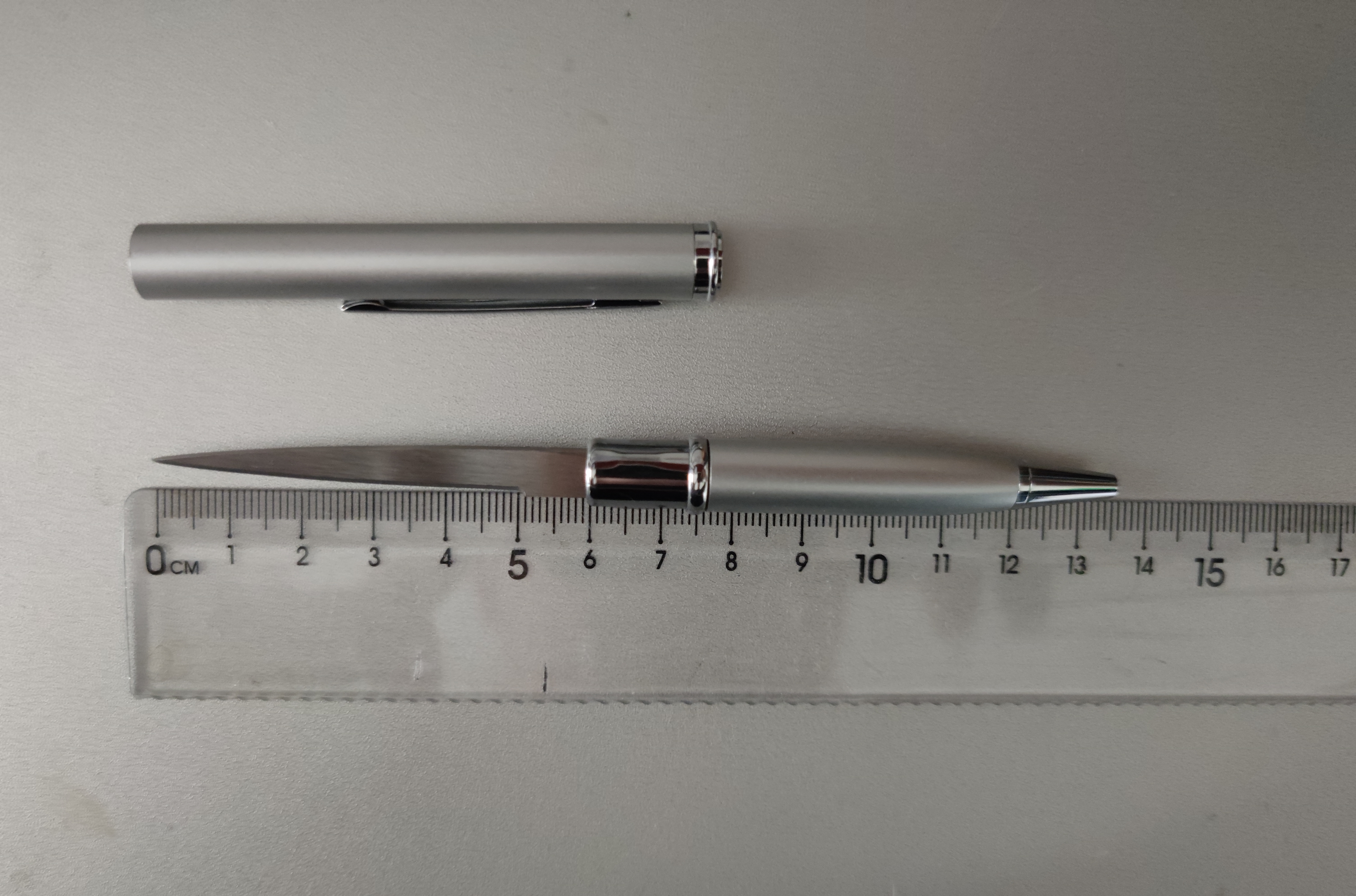 圆珠笔内暗藏真刀后续,圆珠笔暗中藏刀的安全隐患