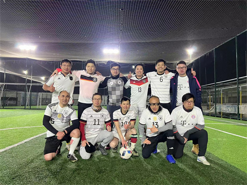 “场上第12人”回来了，上海德迷：我的世界杯又开始了