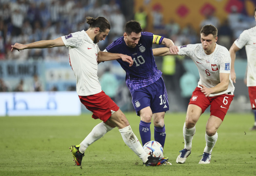 世界杯梅西输球瞬间,2018世界杯阿根廷梅西淘汰赛进球