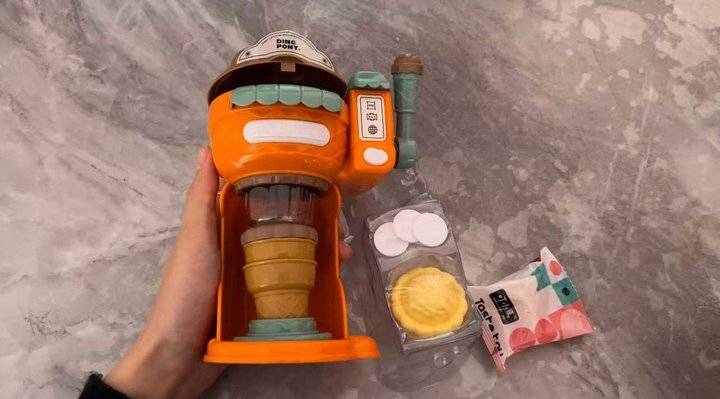 网红糖现在这个季节好卖吗,网红糖现在摆摊卖好不好卖