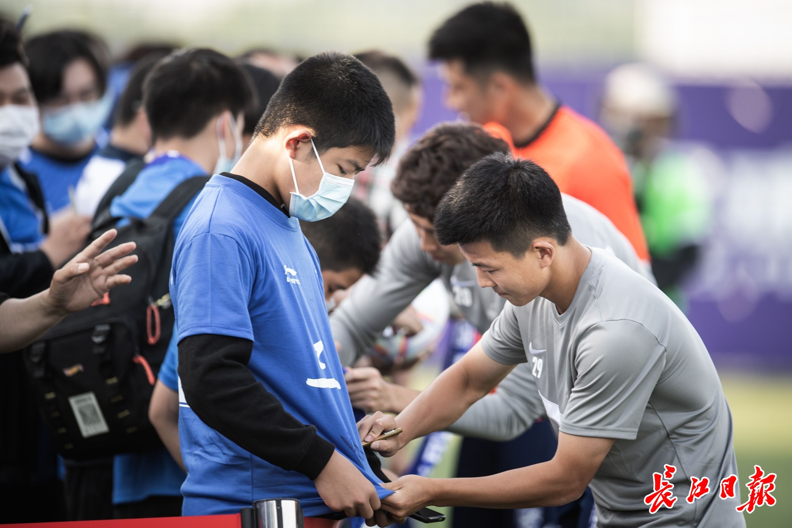 中超武汉三镇vs青岛海牛首发,中超天津津门虎vs武汉三镇集锦