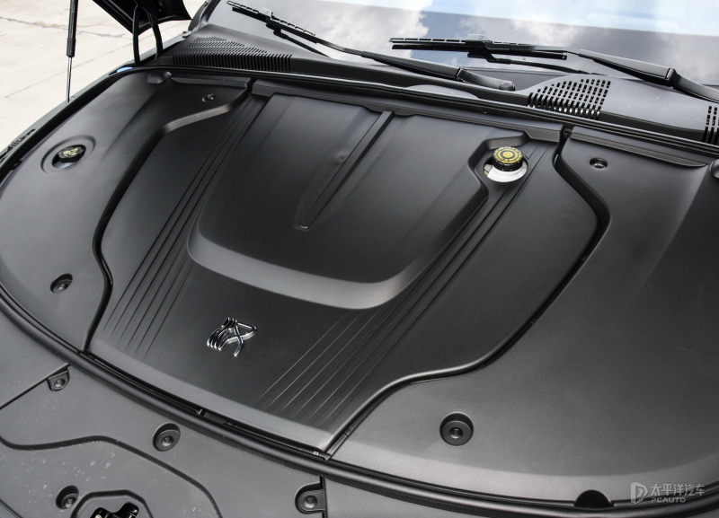 同级20-30万元纯电豪华轿车怎么选,想选一款空间好的车买它准没错