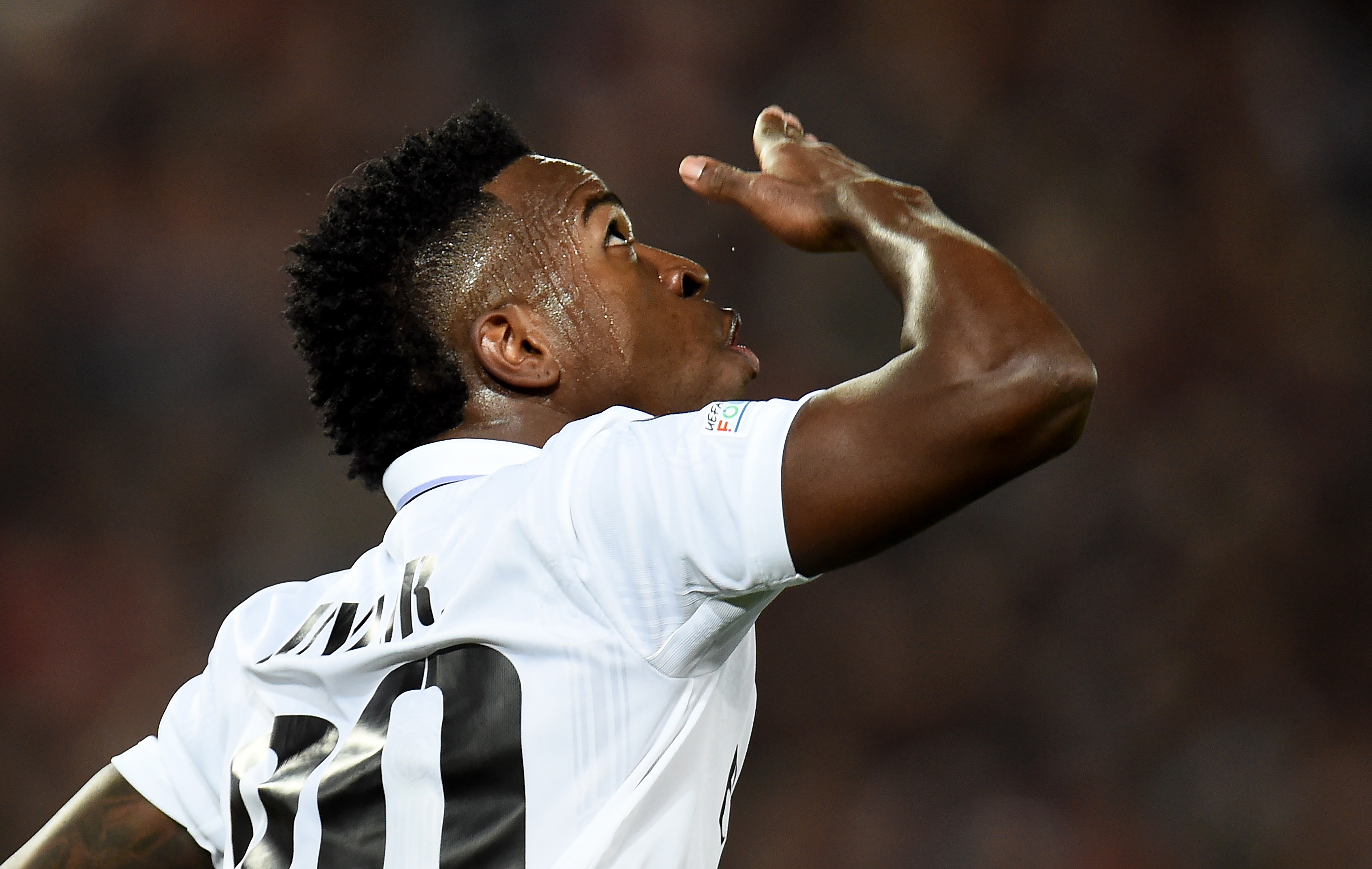 利物浦皇马欧冠赛程,外代二线是什么