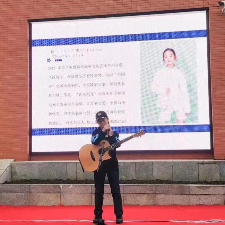 南外仙林俩女生英语口语双双夺冠,南外学生英语竞赛