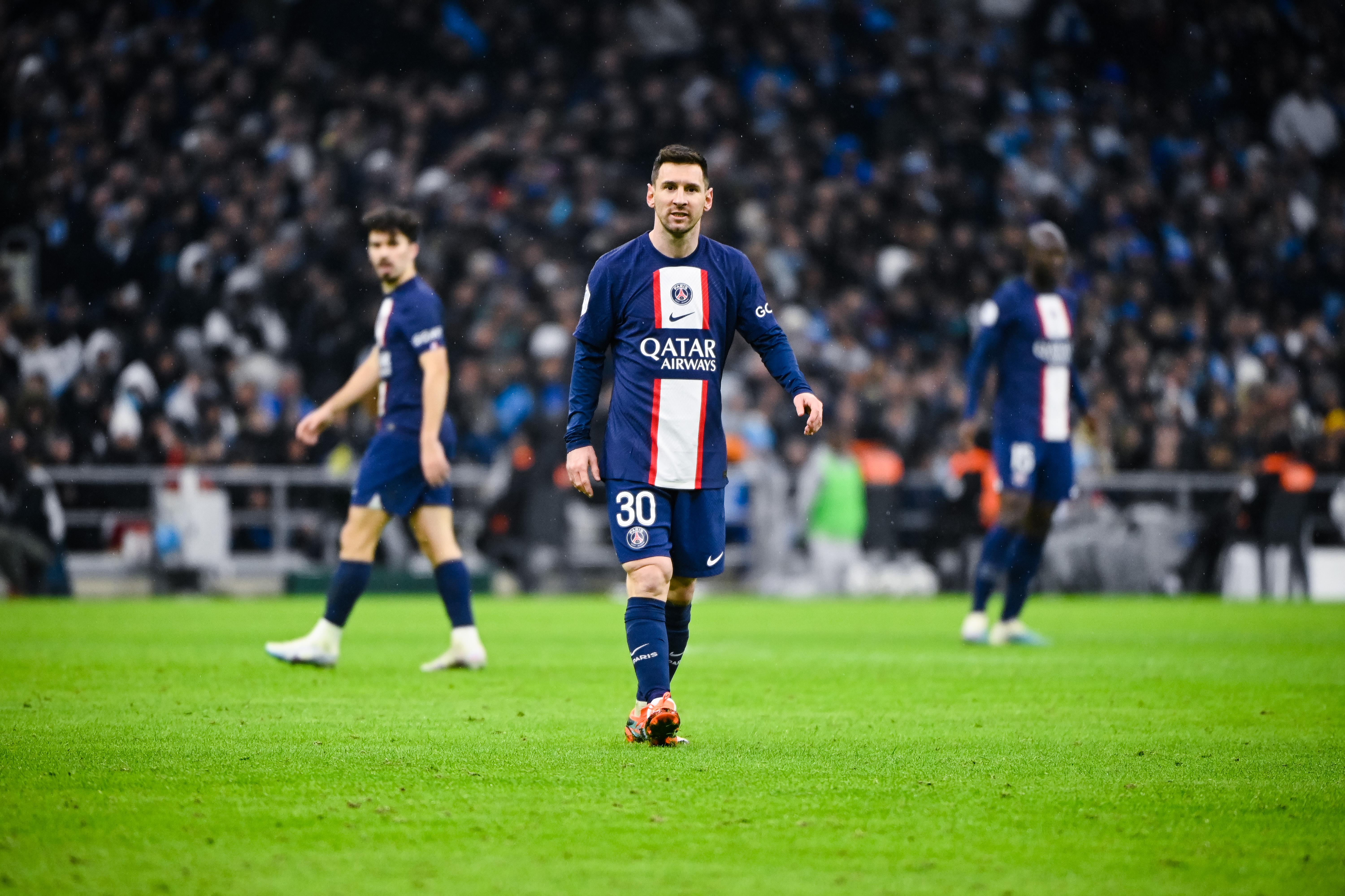 体育足球欧冠,法甲大巴黎马赛直播