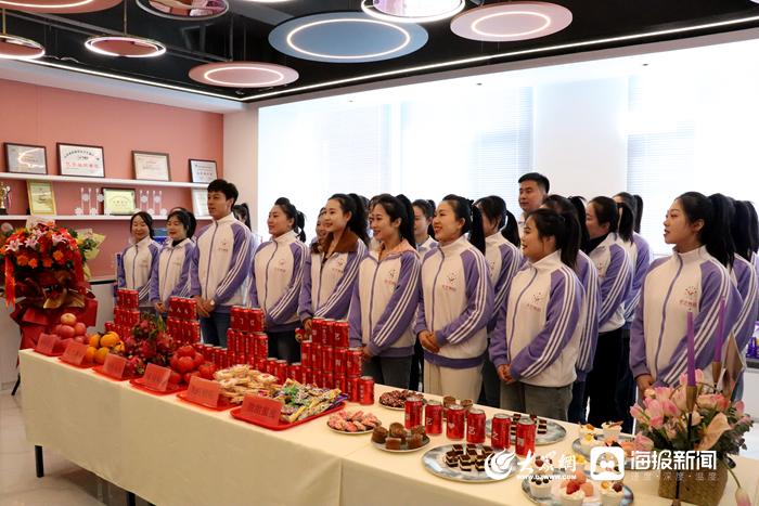 向舞而生,向舞而生开幕式