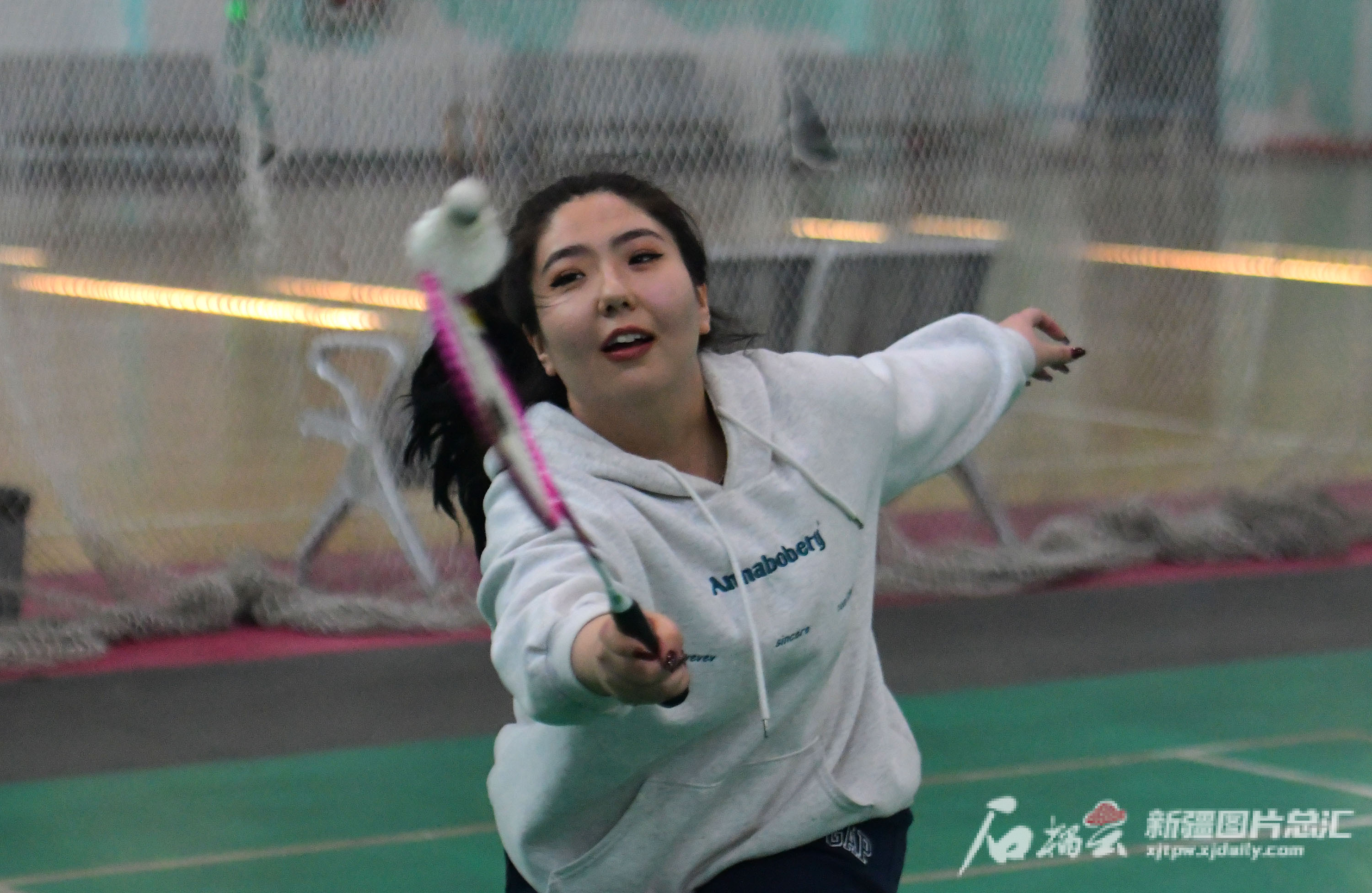 乌鲁木齐羽毛球联赛,业余羽毛球爱好者切磋