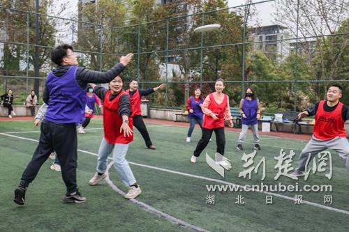 光谷现代服务业园:“e心向*党**”嘉年华汇聚互联网红色力量