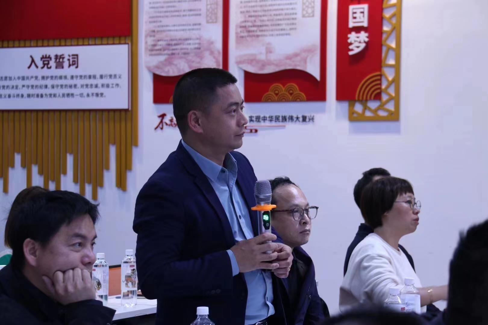 龙岗法院“暖企行动”走进深圳市眼镜行业协会