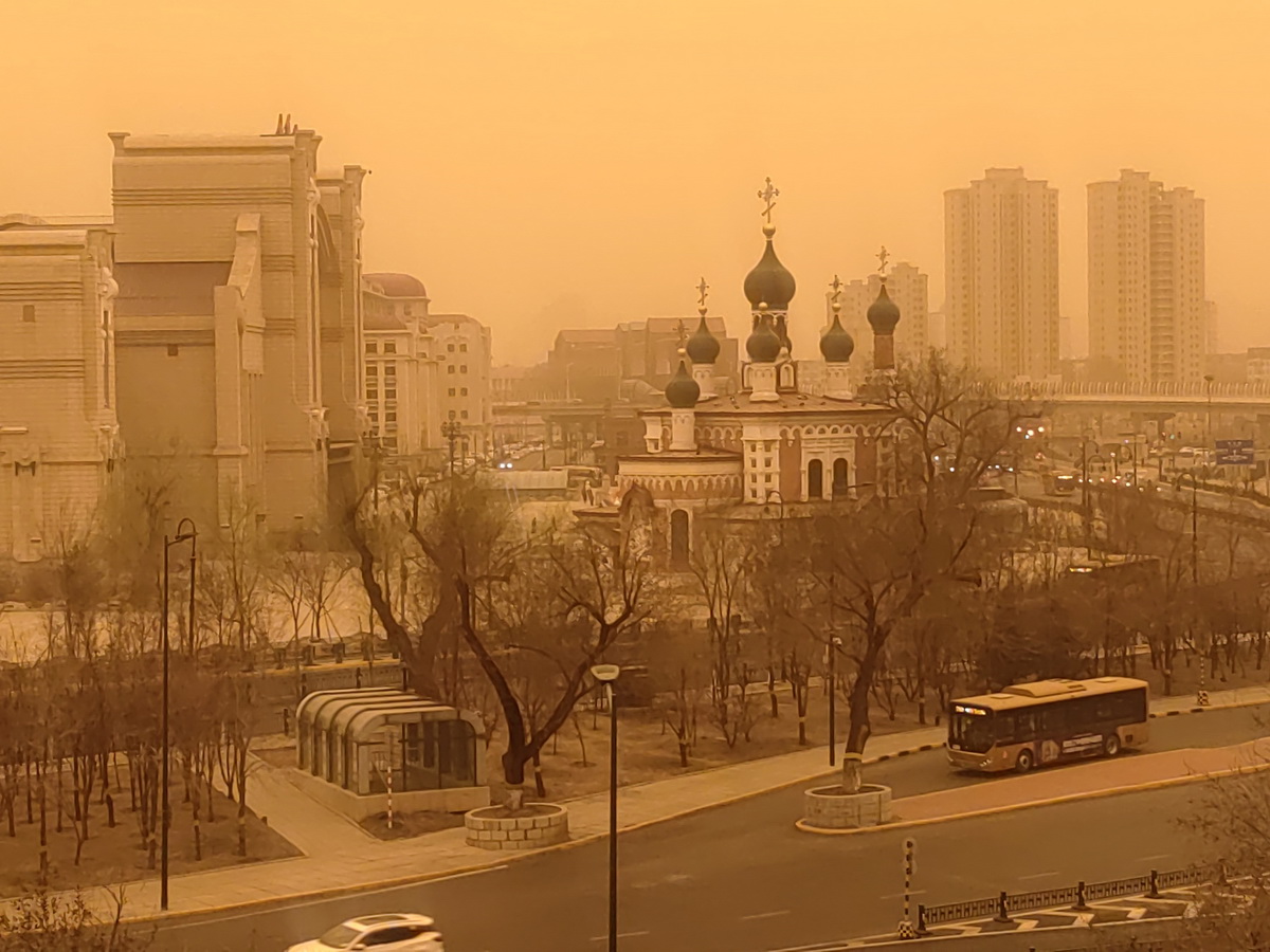 直播北方大范围沙尘来袭持续几天,一张图看北方大范围沙尘再度来袭