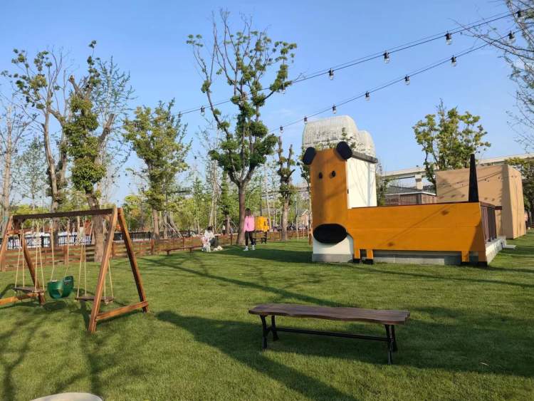 “五一”人气预警！上海这座“公园里的新天地”即将开业！打卡古宅小店、体验非遗游船，近千平宠物公园免费玩