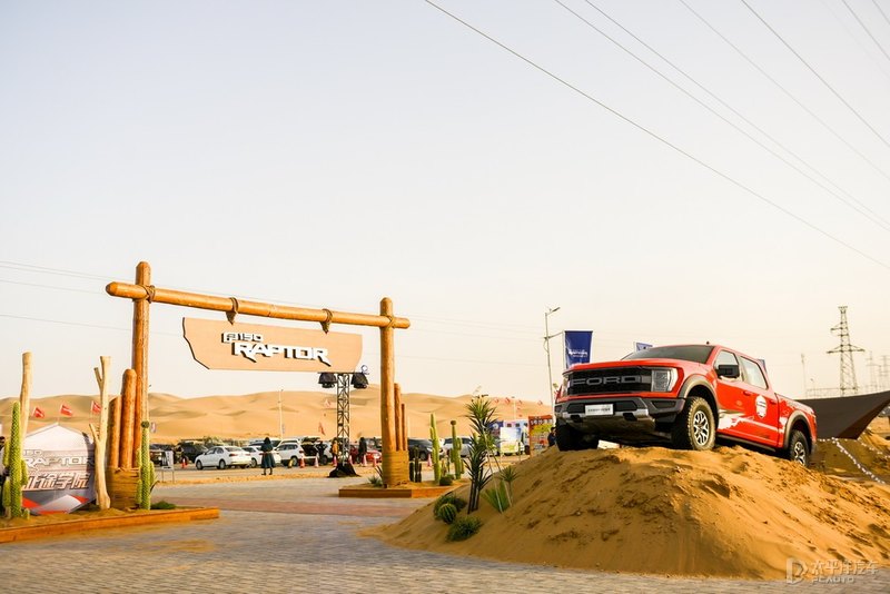 乌兰布和沙漠猛禽翻车后续,福特f-150猛禽图解
