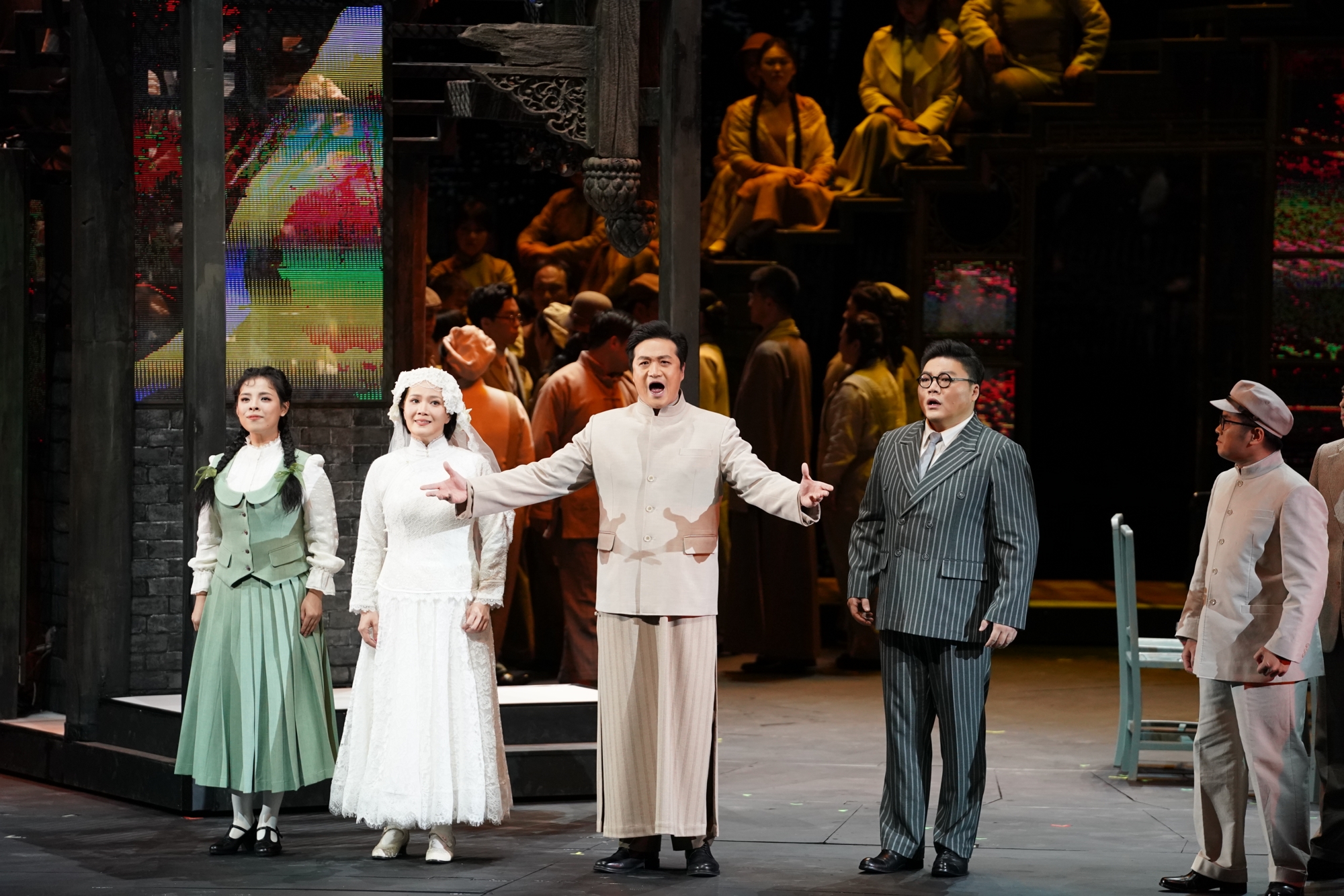 郑培艺中国民族歌剧青春之歌选段,歌剧青春之歌音乐特征与演唱分析