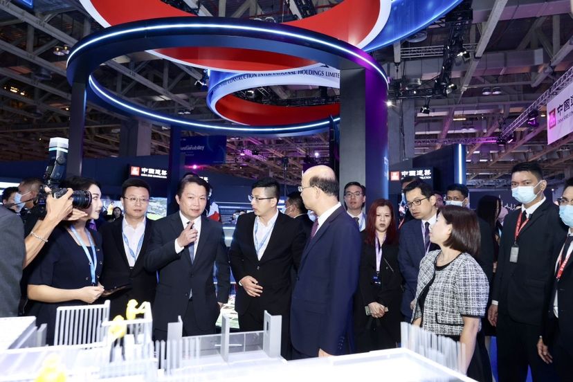 像组装汽车一样造房子,像造汽车一样造装甲门