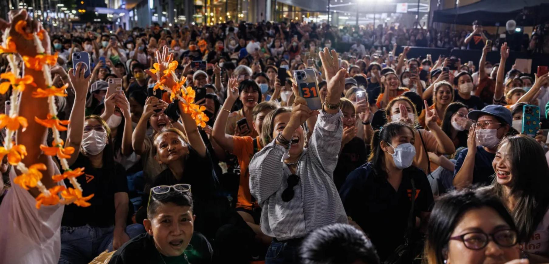 泰国远进党宣布放弃牵头组阁权,泰国远进党宣布大选将组建内阁