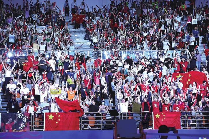 胜利属于伟大的中华民族,胜利属于每个热爱足球的人