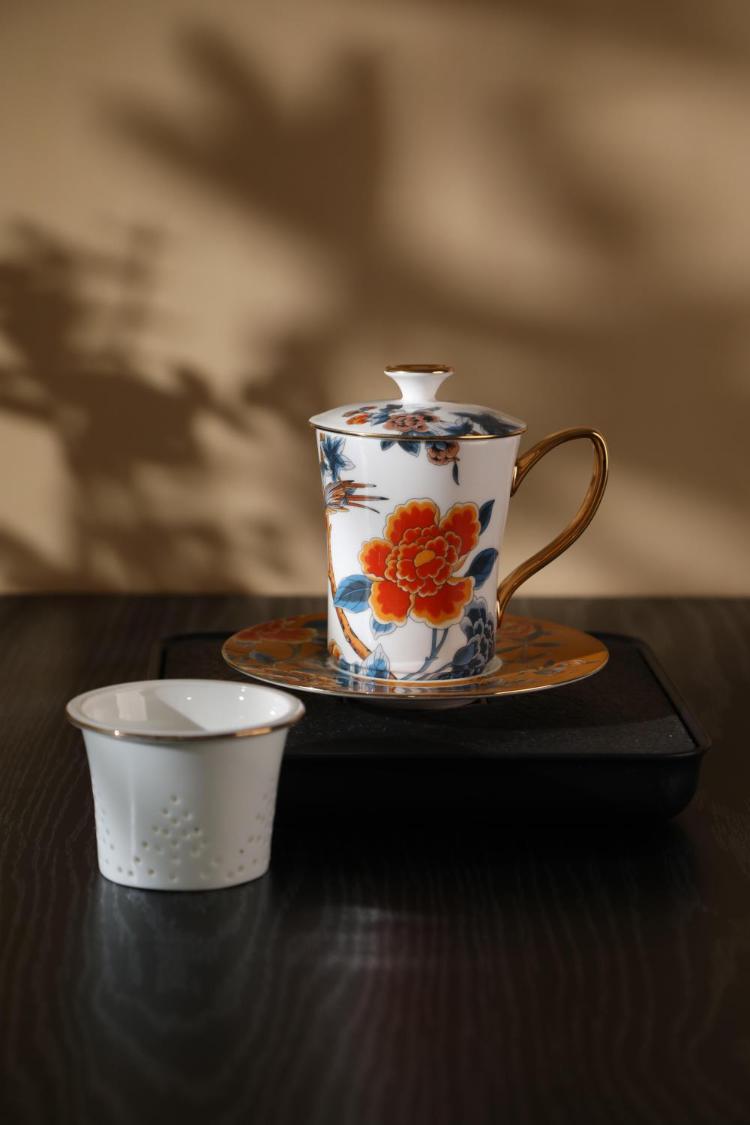 闆ㄨ繃澶╅潚浜戠牬妤蜂功,闆ㄨ繃澶╅潚浜戠牬鍑哄瑙嗛