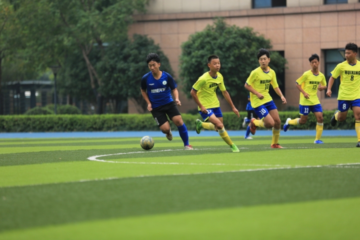 从杭二中到同济大学，杭州男生如何靠踢球上名校