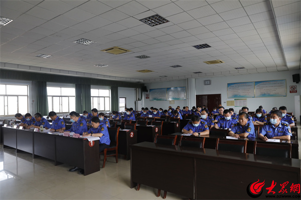 执法干部公开述职述廉方案,阳信县综合行政执法局人员