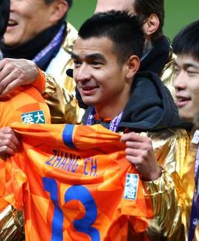 正好侃球碰上防守反击的行家,侃球时间张弛完整视频