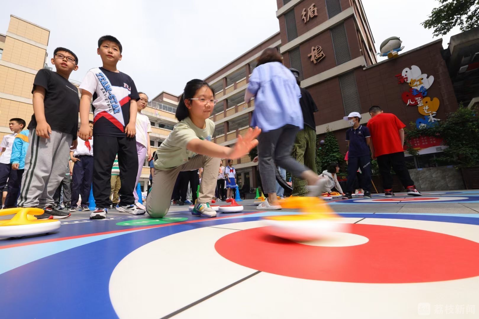 可爱的小朋友们六一节日,宝宝们儿童节快乐