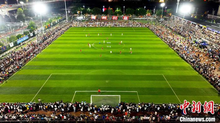 “村”字头体育让人看到乡村魅力归家游子幸福感十足