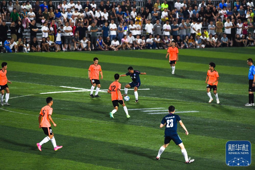 贵州村超掀起夏日足球热,贵州村超足球赛人民日报