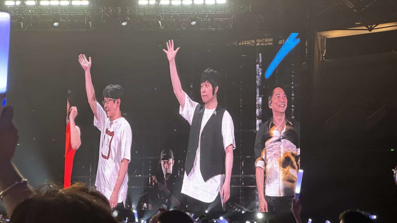 今晚，你在朋友圈听完整场*月天五**了吗