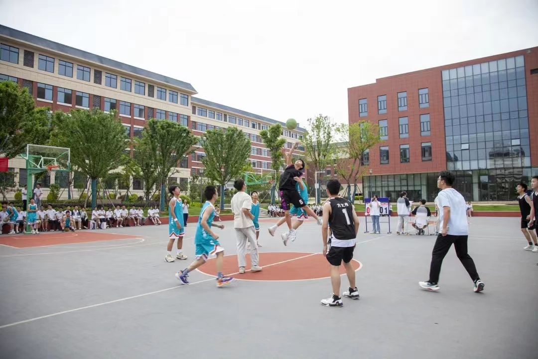 守护学生“拔节孕穗期”——记华中师范大学附属赤壁学校*党**建引领学校优质发展